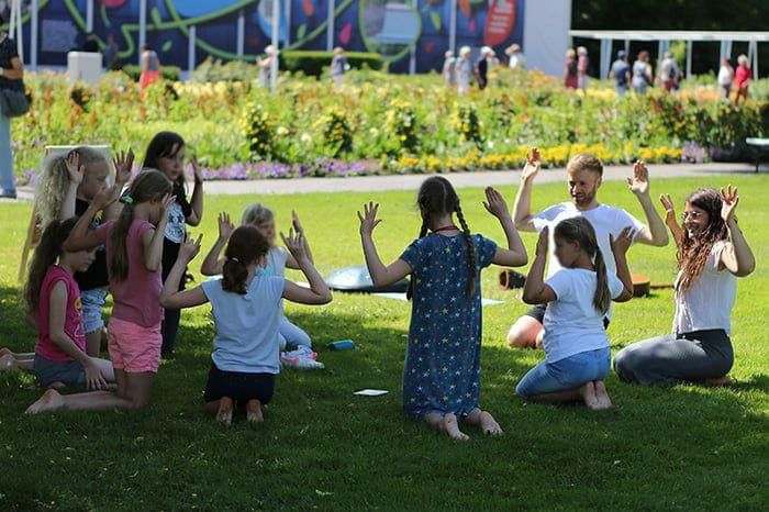 Kinder Yoga