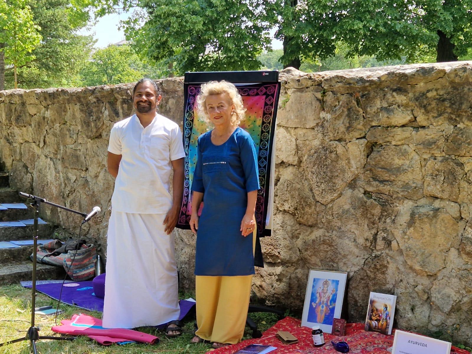 Ayurveda meets Thai Yoga